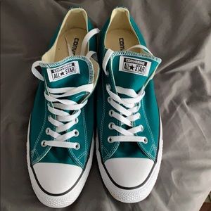 Men’s Converse size 12
